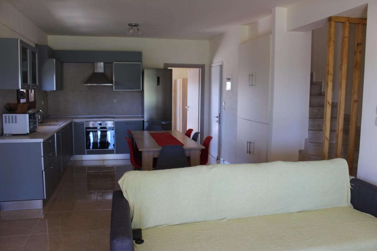 Petra Villa Afytos Bagian luar foto